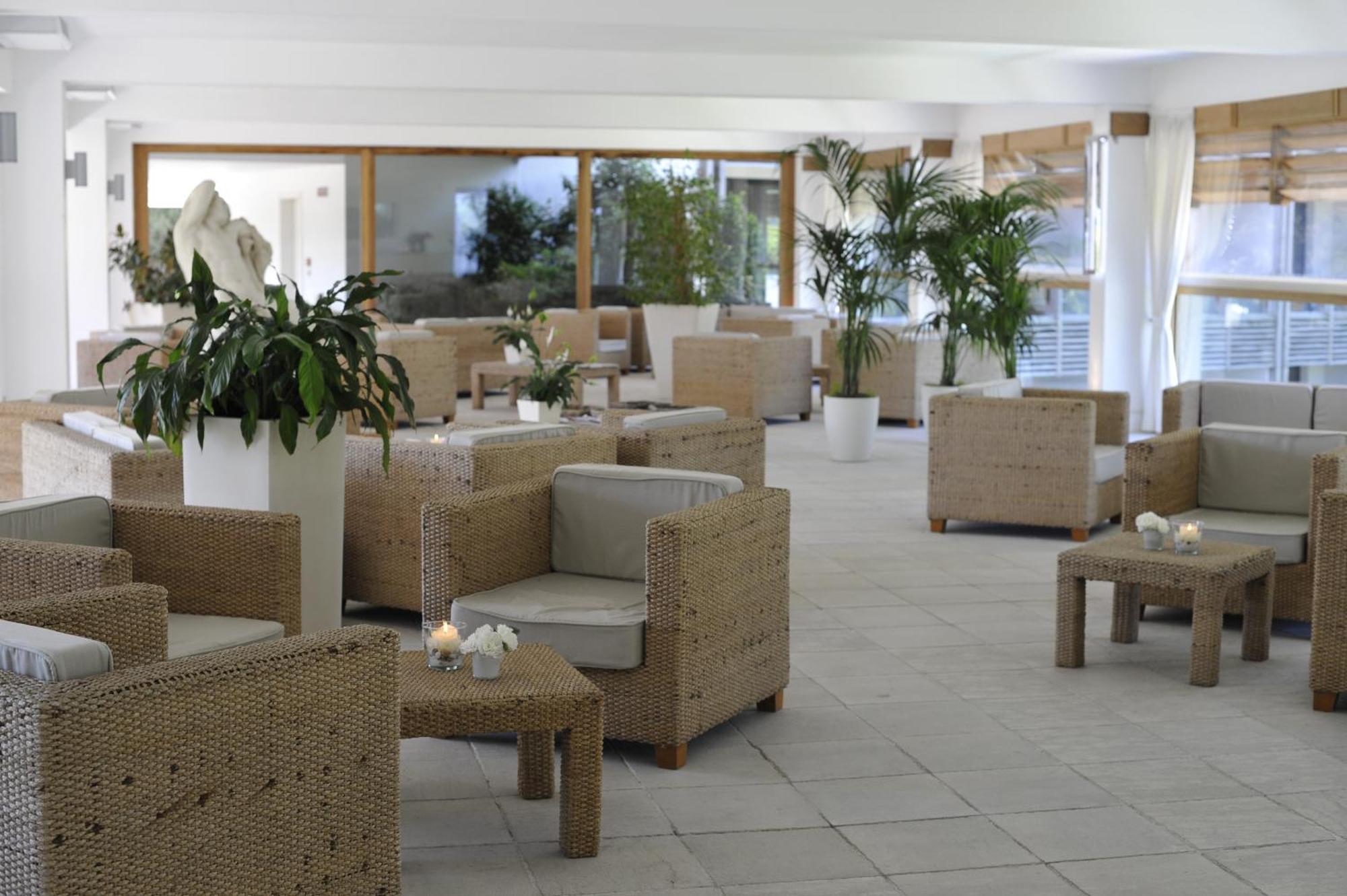 Hotel Acquaviva Del Garda Desenzano del Garda Dış mekan fotoğraf