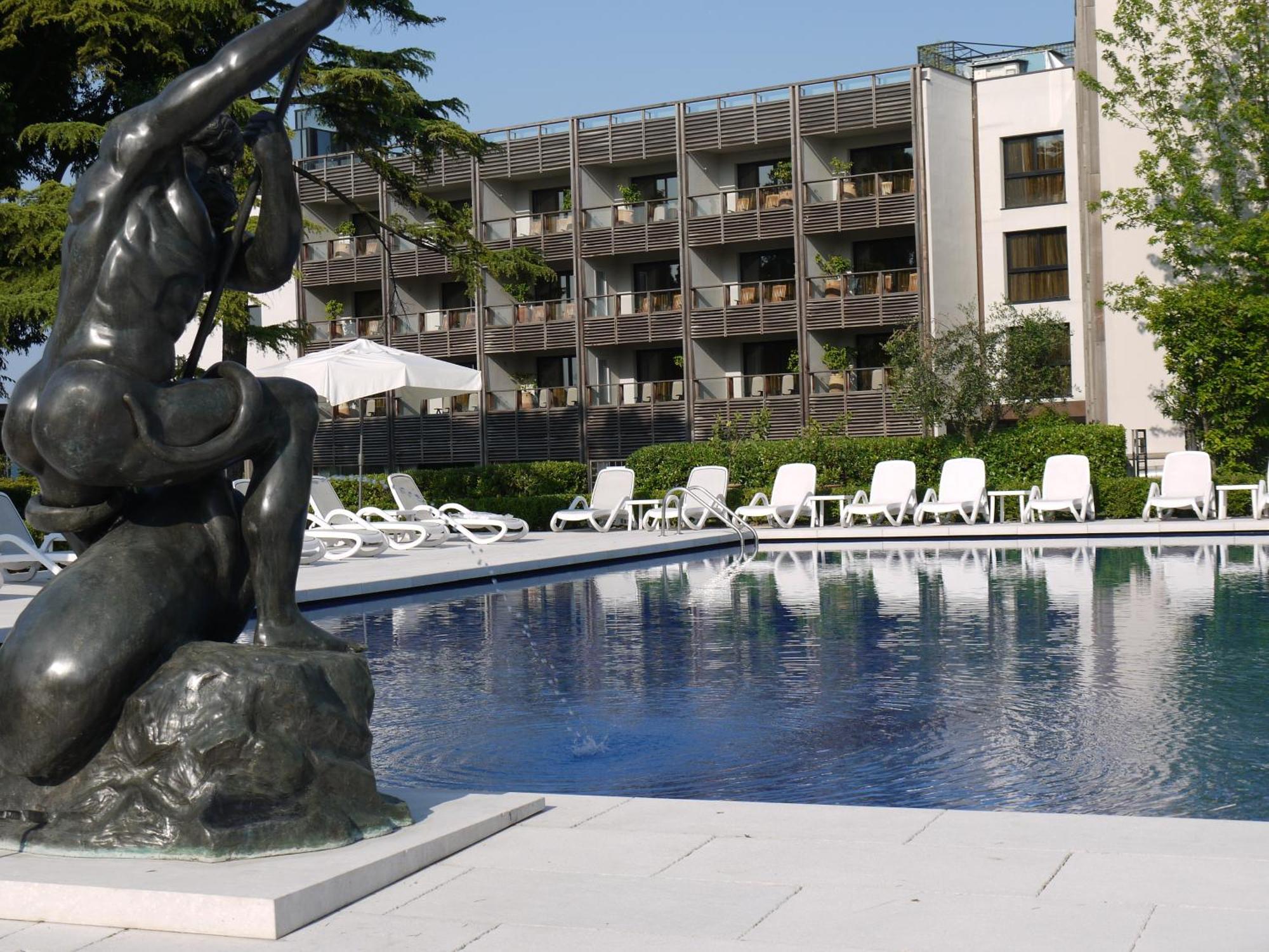 Hotel Acquaviva Del Garda Desenzano del Garda Dış mekan fotoğraf