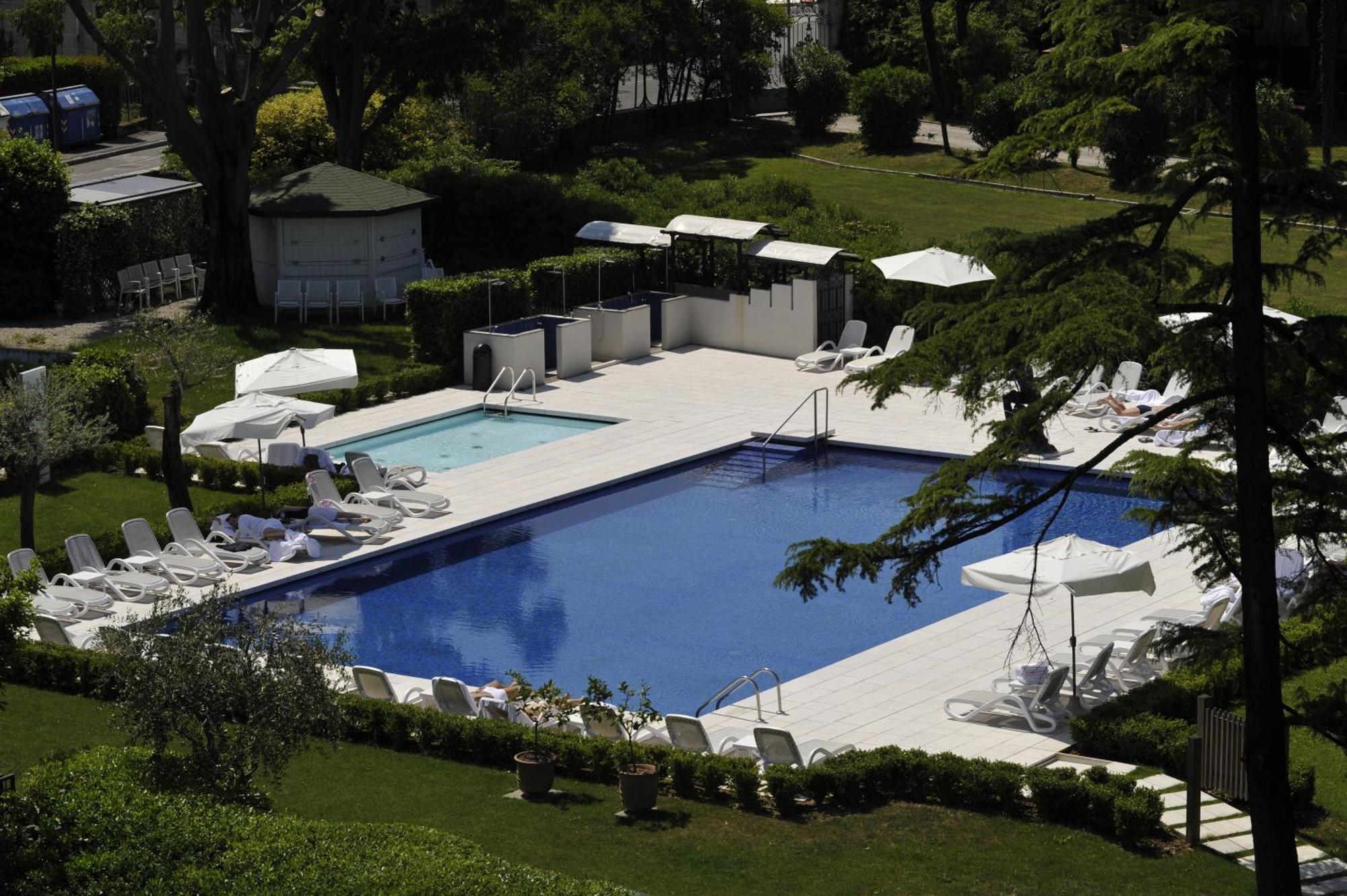Hotel Acquaviva Del Garda Desenzano del Garda Dış mekan fotoğraf